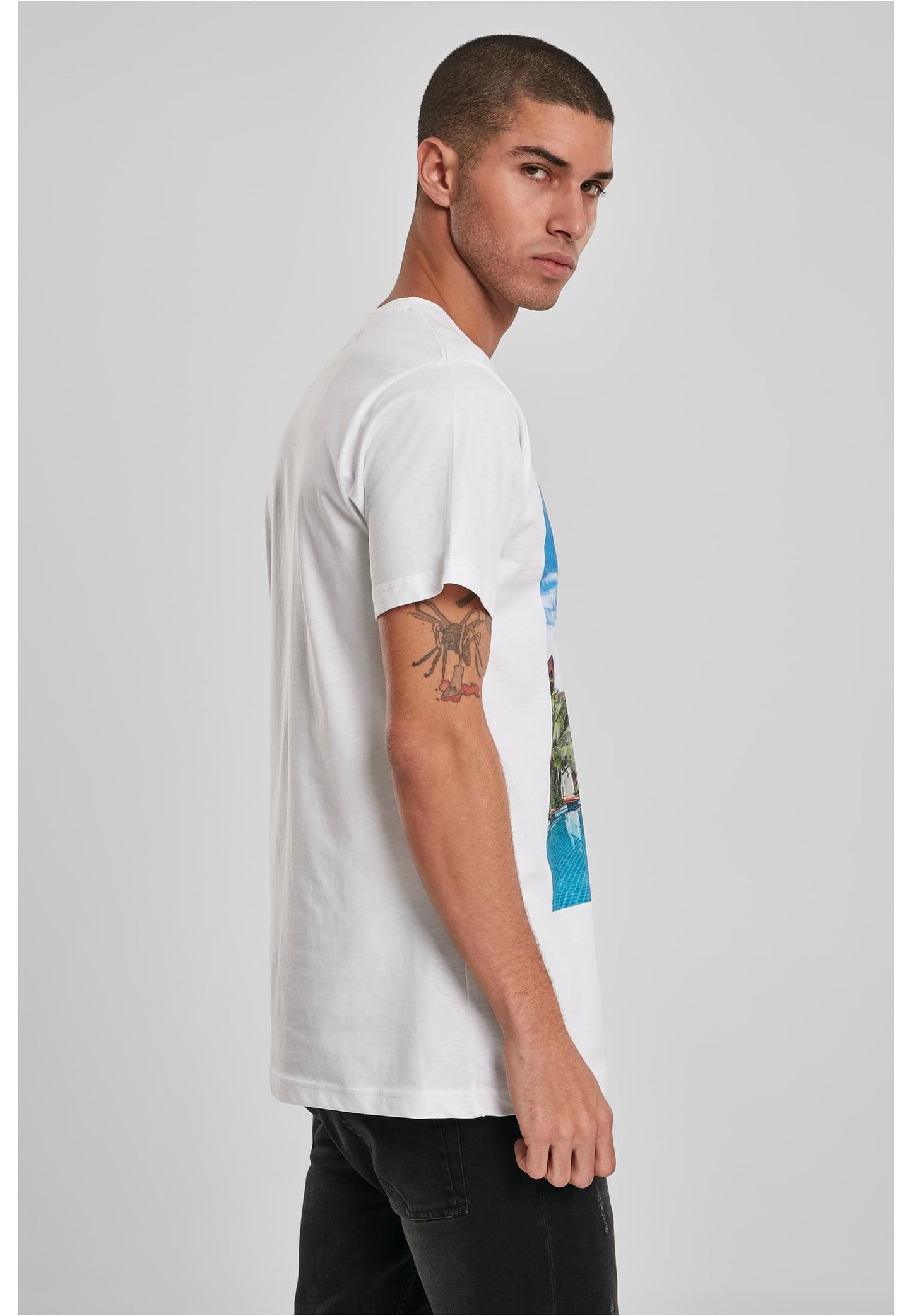 Mi Casa No Es Tu Casa Tee