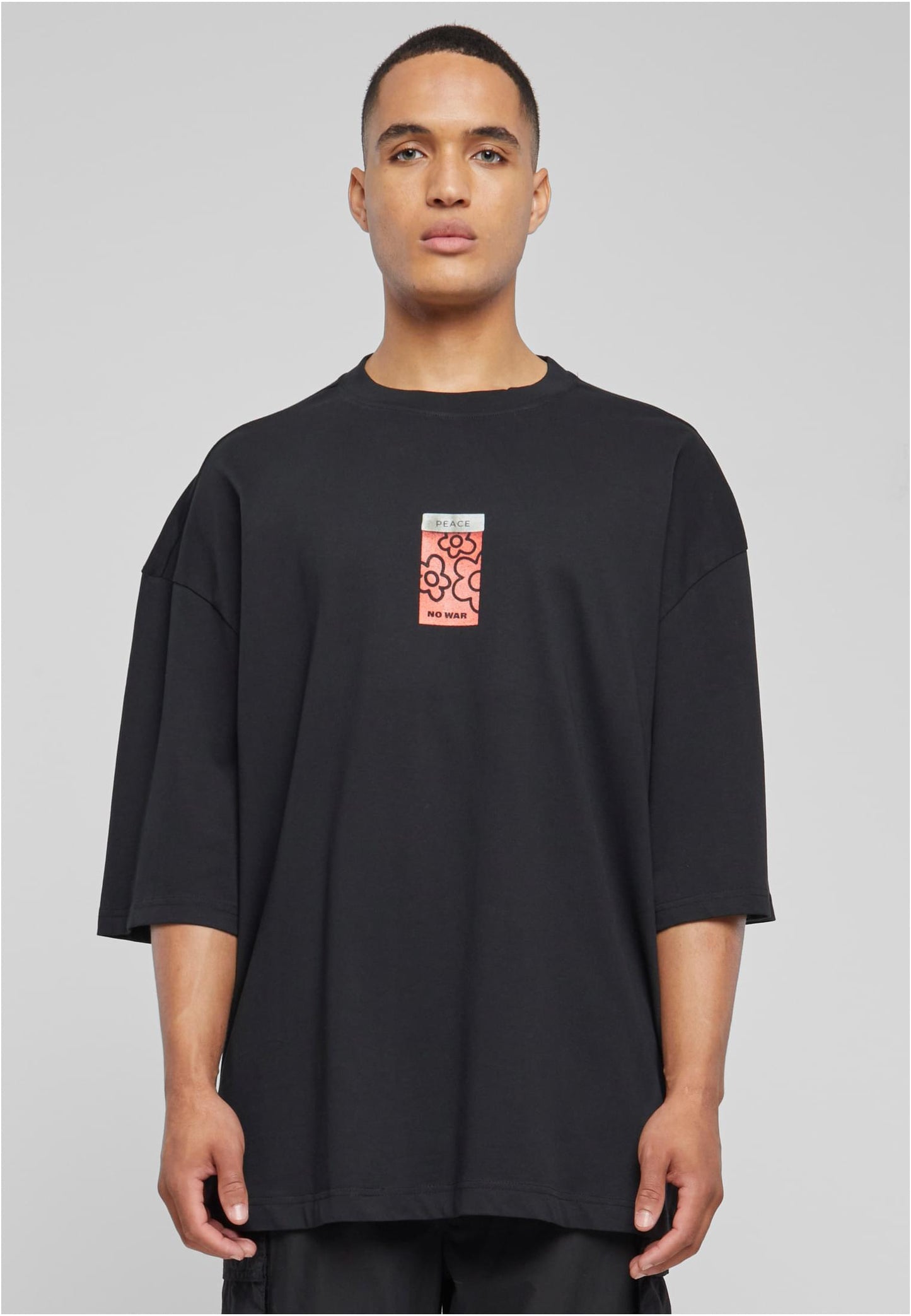 Puffer Peace Huge Tee