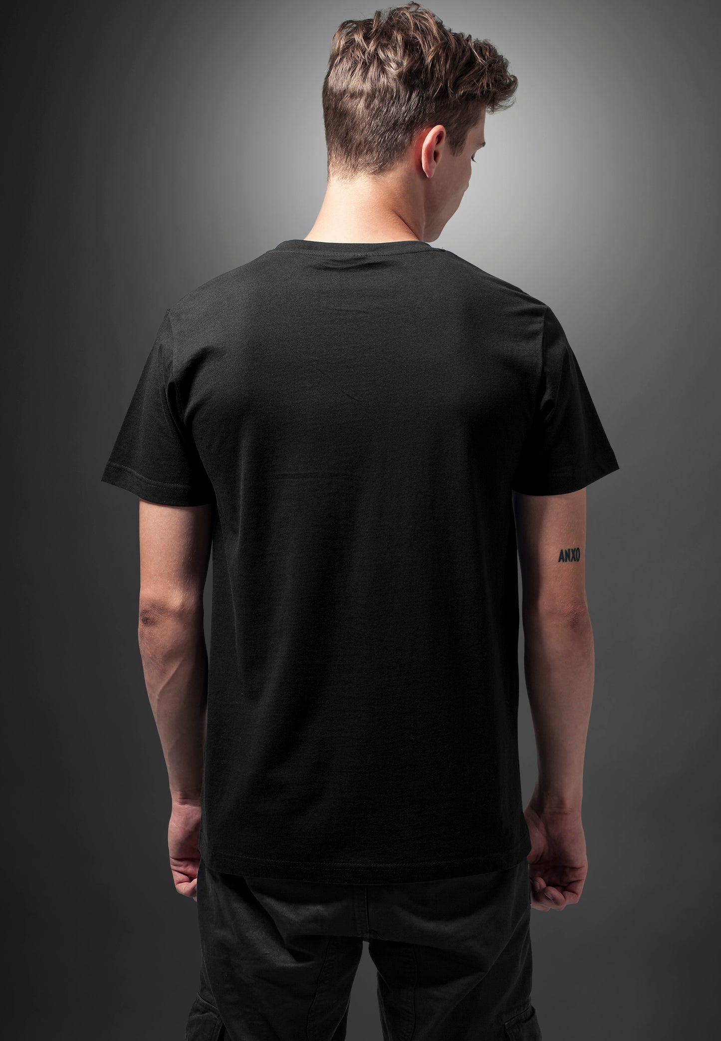 Famous Tee