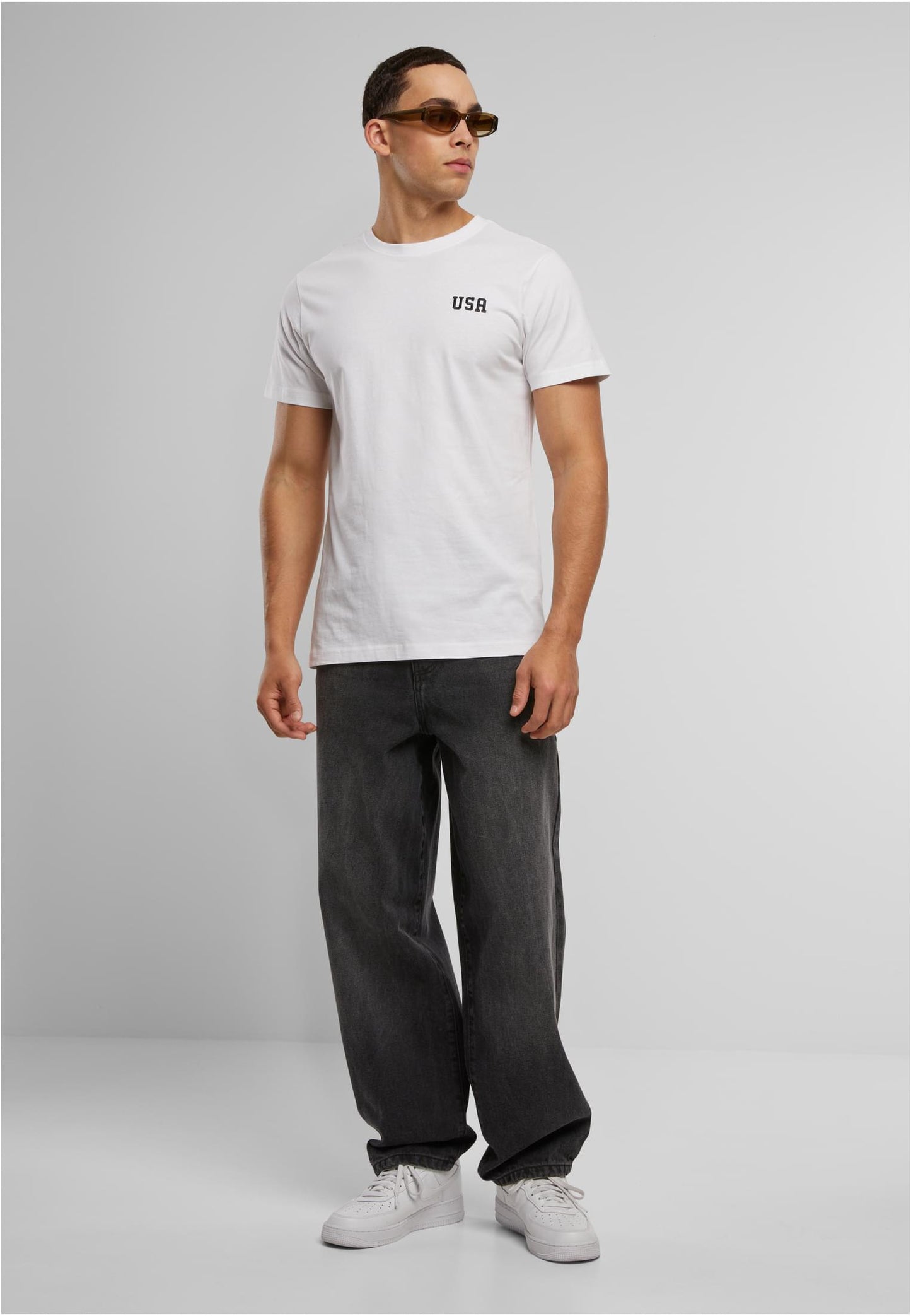 USA EMB Tee