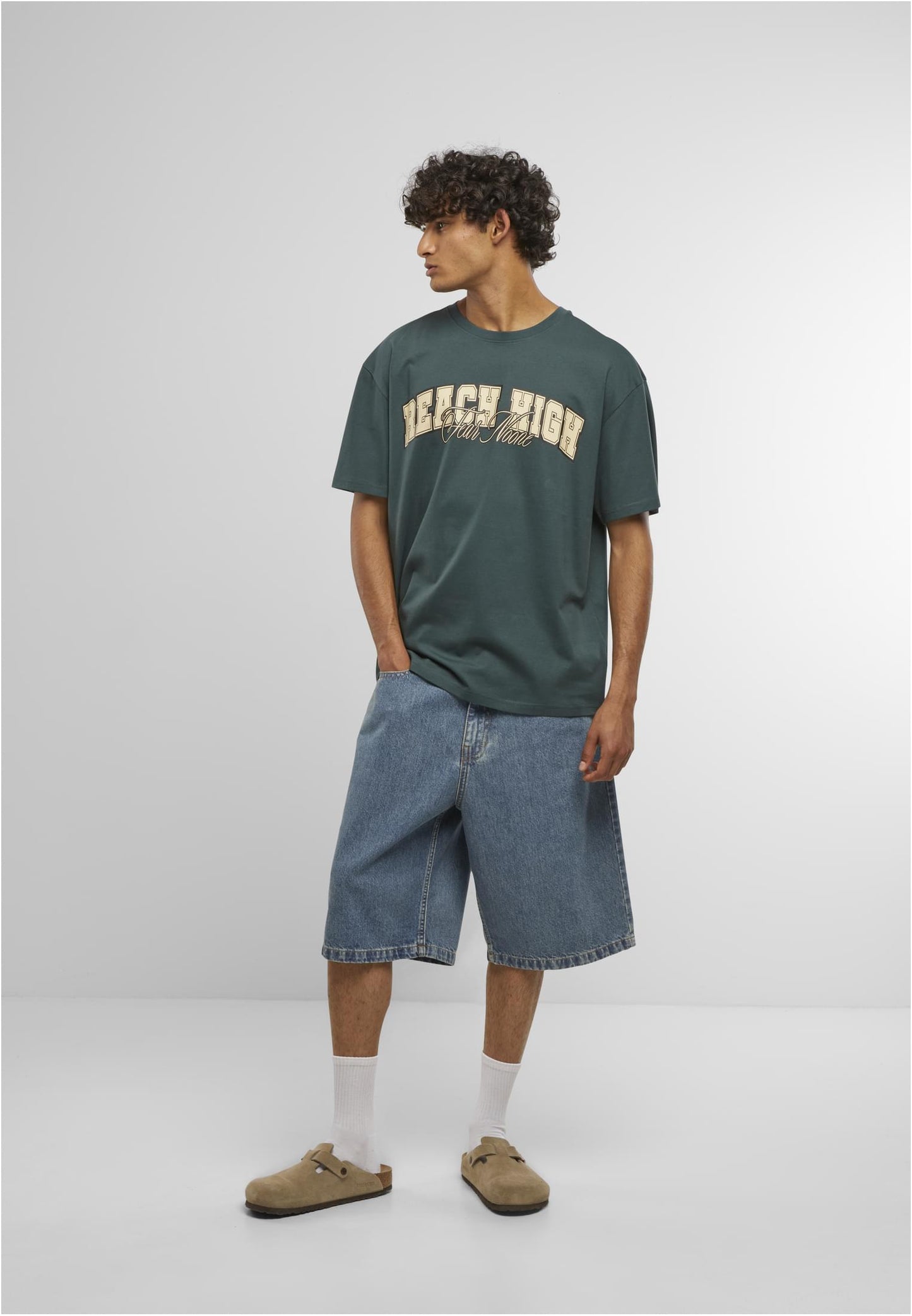 Reach High Fear None Oversize Tee
