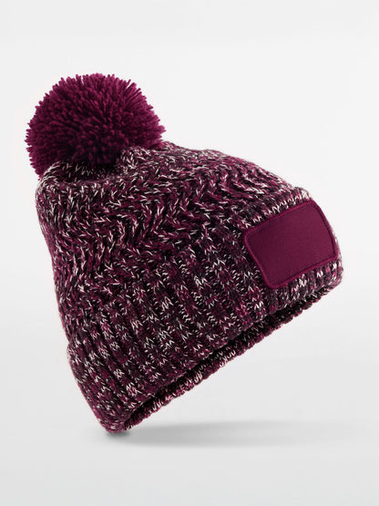 Ramble Patch Pom Beanie Beechfield Burgundy Twist