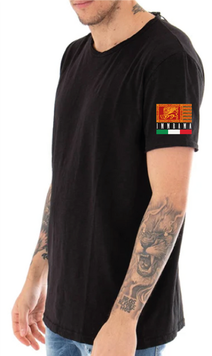 005_T SHIRT MAN